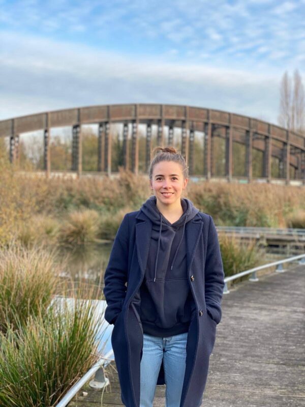 Julia Sabbatini entdeckte als Sprachassistentin in Valenciennes ihre Leidenschaft für das immersive Unterrichten.